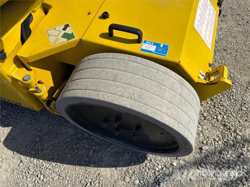 Airo A 12 JE Electric Articulating Boom Lift Bomlifte med knækarm