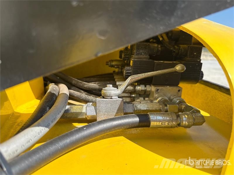 Airo A12E Electric Articulating Boom Lift Zglobne dvižne ploščadi