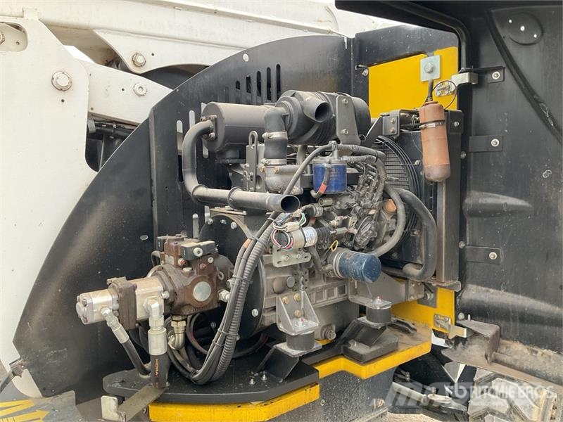 Airo A12JRTD 4WD Diesel Nacelle Articulee Articulating Articulated boom lifts