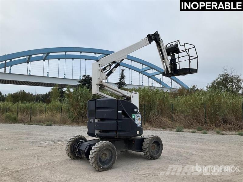 Airo A12JRTD 4WD Diesel Nacelle Articulee Articulating Articulated boom lifts