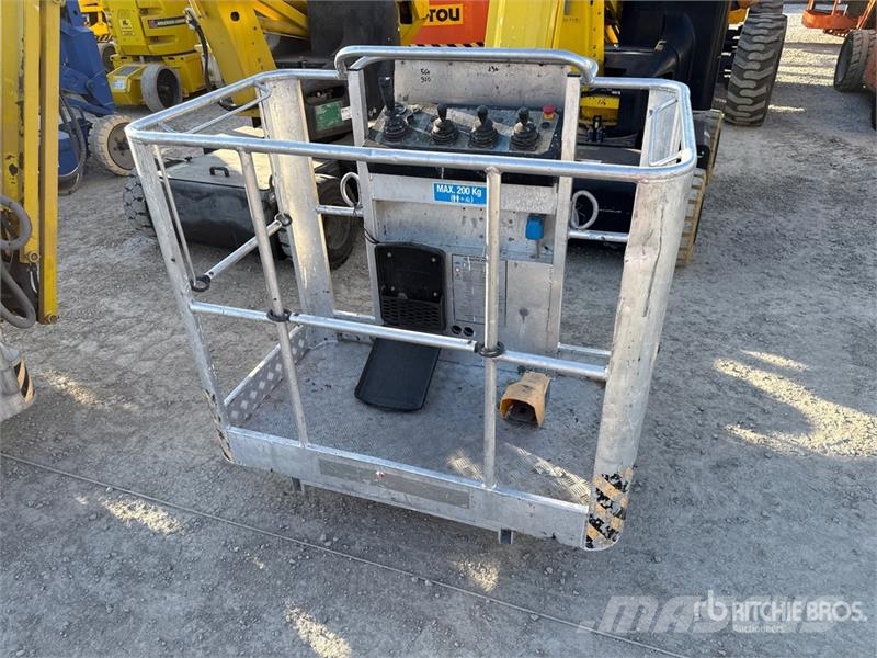 Airo A13 JE Electric Articulating Boom Lift Zglobne podizne platforme