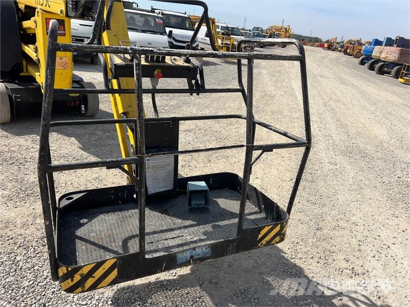 Airo A15JE Electric Articulating Boom Lift Karos emelők