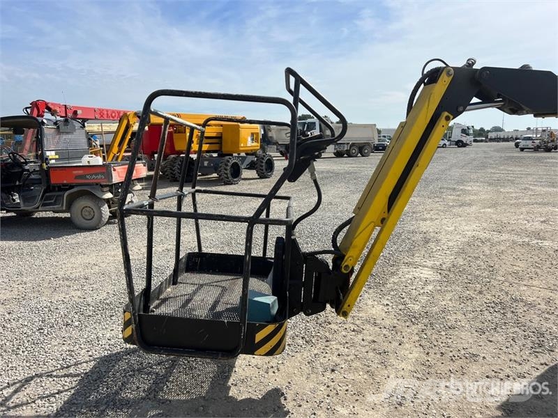 Airo A15JE Electric Articulating Boom Lift Karos emelők