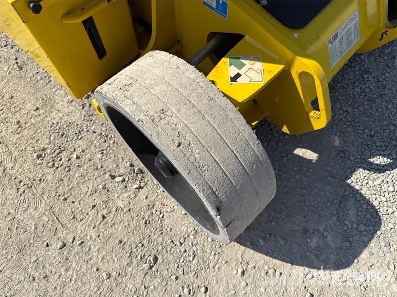 Airo A15JE Electric Articulating Boom Lift Bomlifte med knækarm