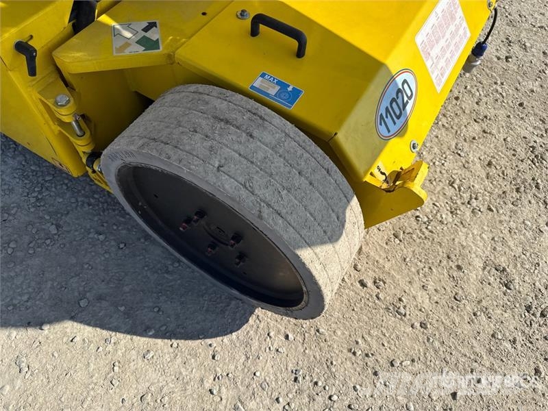 Airo A15JE Electric Articulating Boom Lift Bomlifte med knækarm
