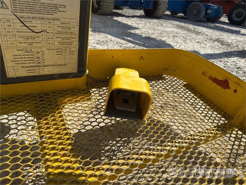 Airo A15JE Electric Articulating Boom Lift Bomlifte med knækarm