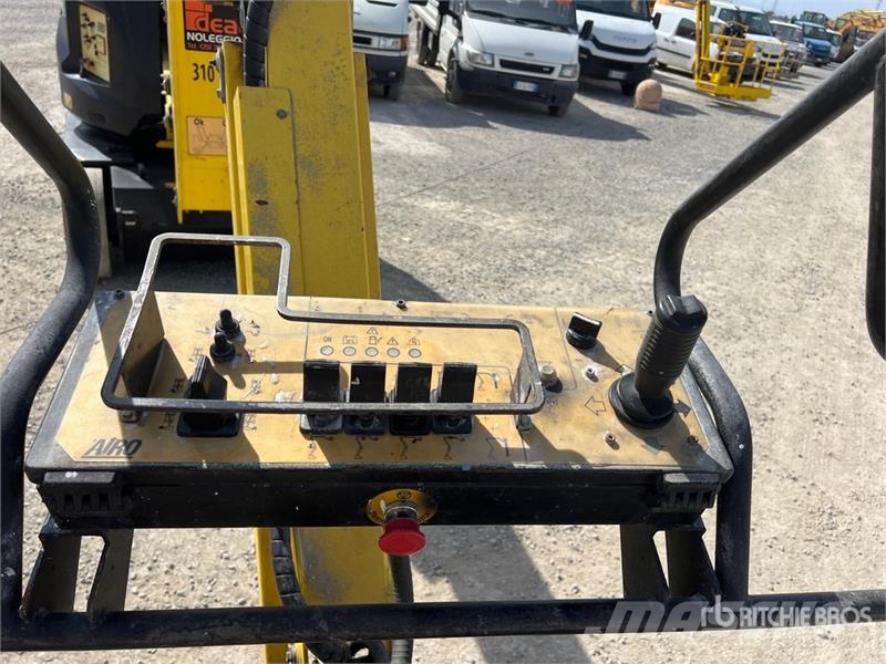 Airo A15JE Electric Articulating Boom Lift Karos emelők