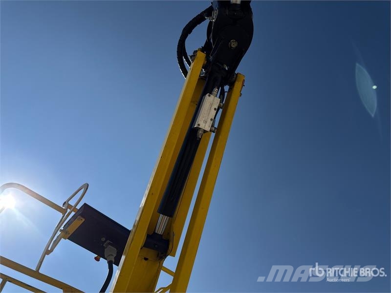 Airo A15JE Electric Articulating Boom Lift Bomlifte med knækarm