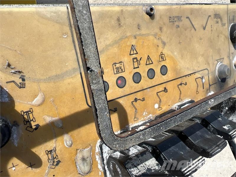 Airo A15JE Electric Articulating Boom Lift Karos emelők
