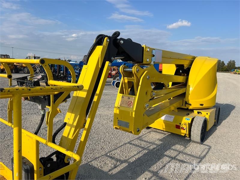 Airo A17J Electric Articulating Boom Lift Karos emelők