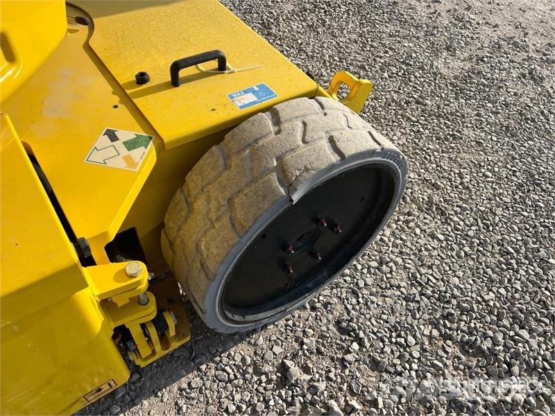 Airo A17J Electric Articulating Boom Lift Karos emelők