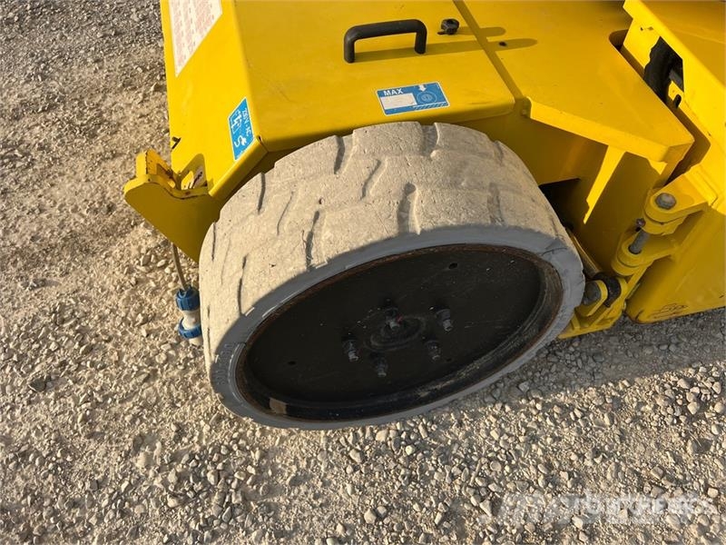 Airo A17J Electric Articulating Boom Lift Zglobne dvižne ploščadi
