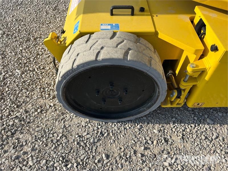 Airo A17J Electric Articulating Boom Lift Karos emelők