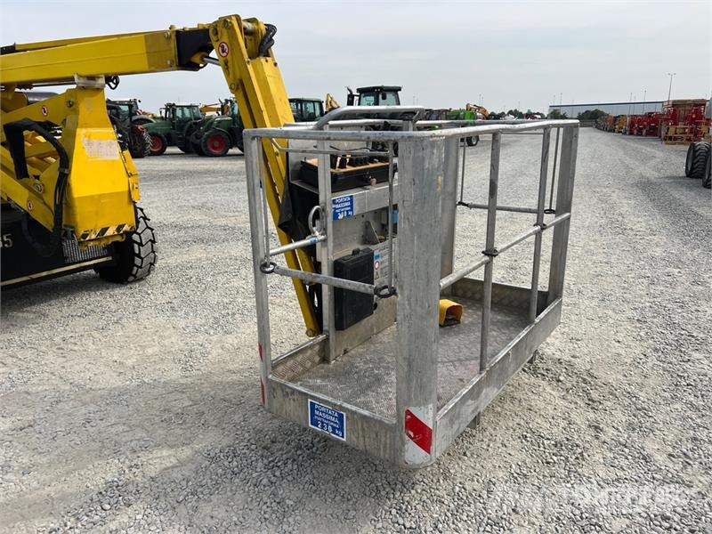Airo SG 1600 JD 4WD Diesel Articulating Boom Lift Kloubové plošiny