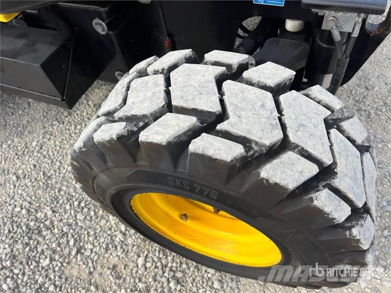 Airo SG 1600 JD 4WD Diesel Articulating Boom Lift Kloubové plošiny