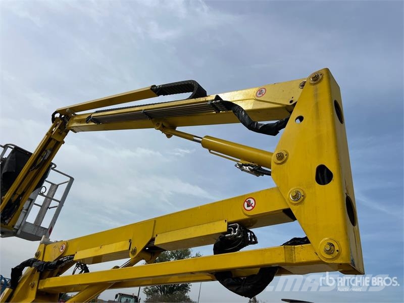 Airo SG 1600 JD 4WD Diesel Articulating Boom Lift Kloubové plošiny