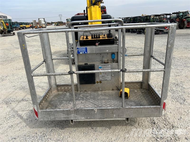 Airo SG 1600 JD 4WD Diesel Articulating Boom Lift Kloubové plošiny