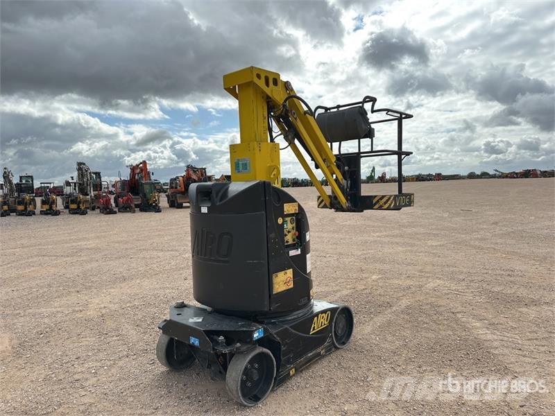 Airo V10E Nacelle A Mat Droit Vertical Mast Lift Vertical mast lifts