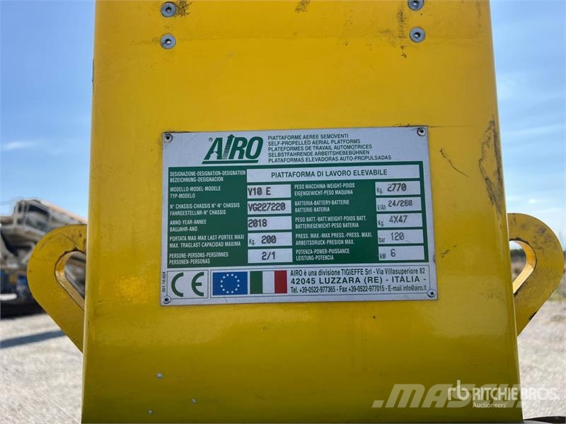 Airo V10E Vertical Mast Lift 垂直昇降型リフト