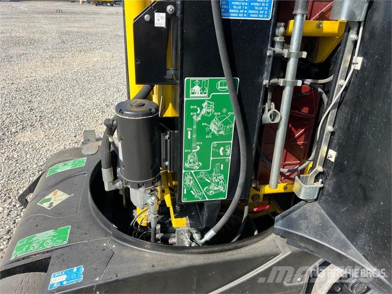 Airo V10E Vertical Mast Lift 인원/화물 앨리베이터