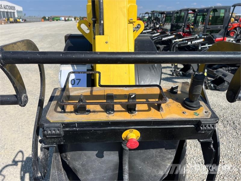 Airo V10E Vertical Mast Lift 인원/화물 앨리베이터