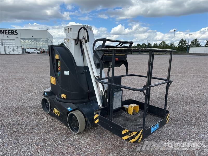 Airo V8 E Nacelle A Mat Droit Vertical Mast Lift Vertical mast lifts