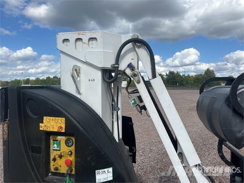 Airo V8 E Nacelle A Mat Droit Vertical Mast Lift Vertical mast lifts