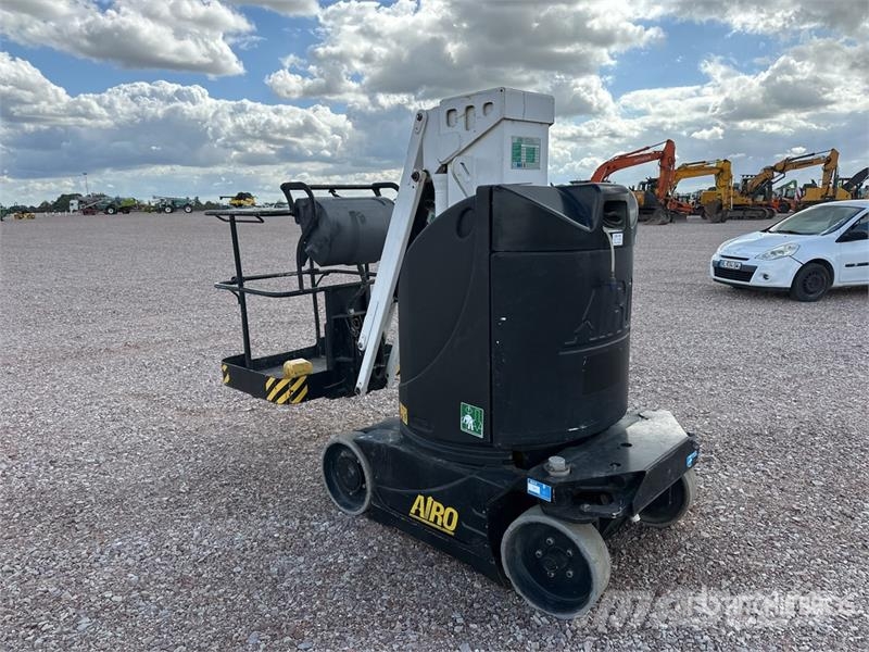 Airo V8 E Nacelle A Mat Droit Vertical Mast Lift Vertical mast lifts
