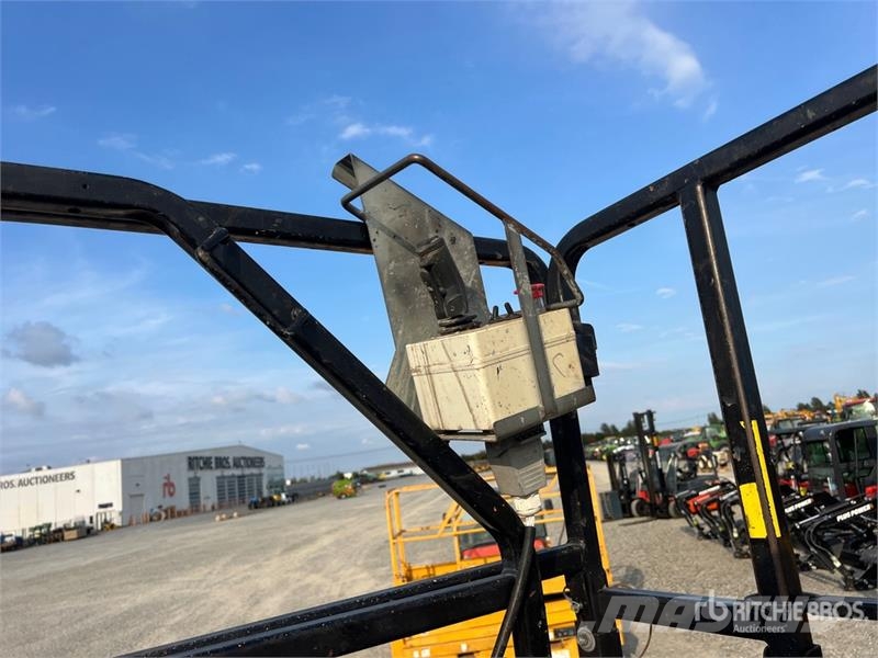 Airo X18 EW Electric Scissor Lift 가위형 리프트