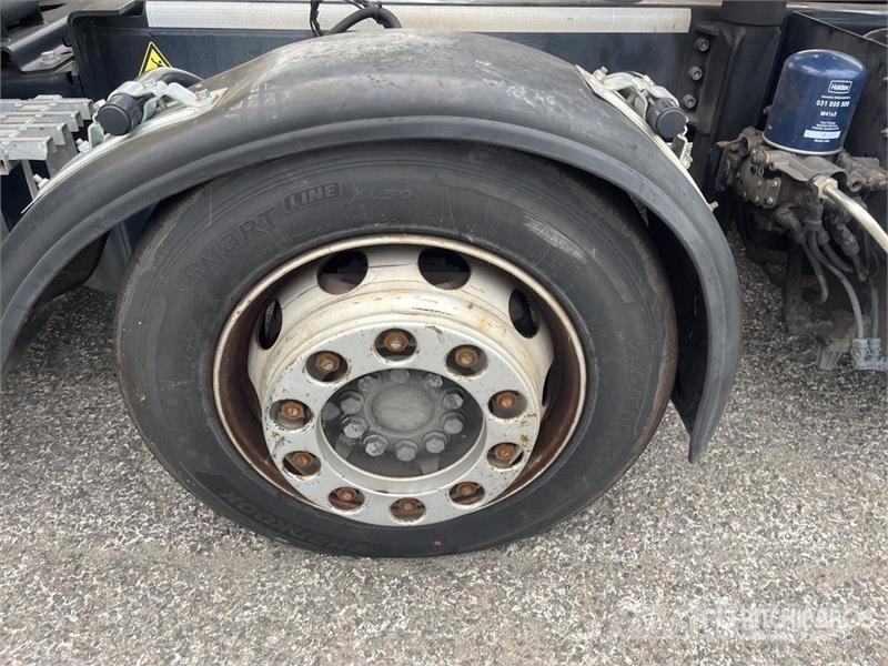 airport lift truck (Inoperable) Andere Zubehörteile