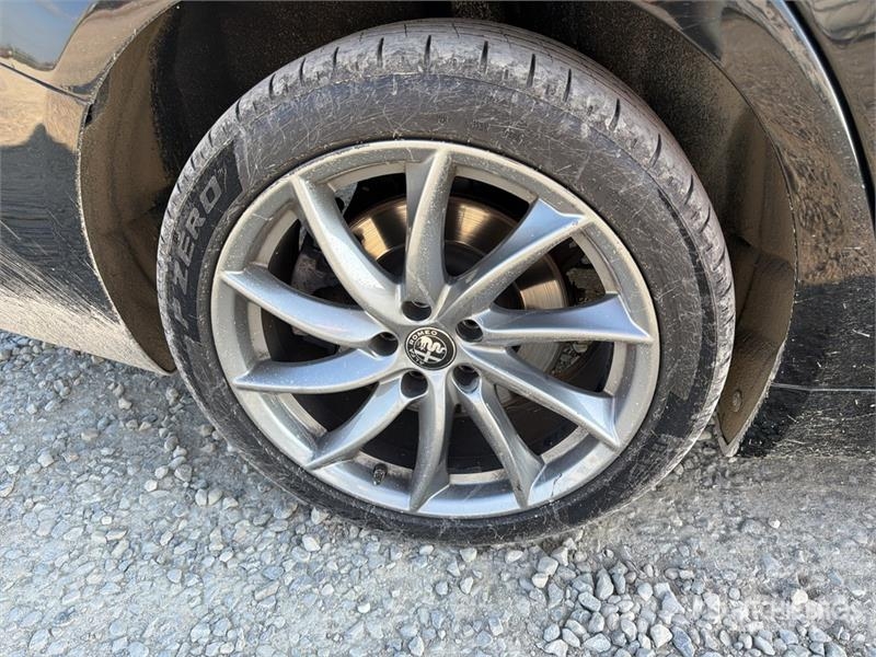 Alfa Romeo Giulia Automobile Otomobiller