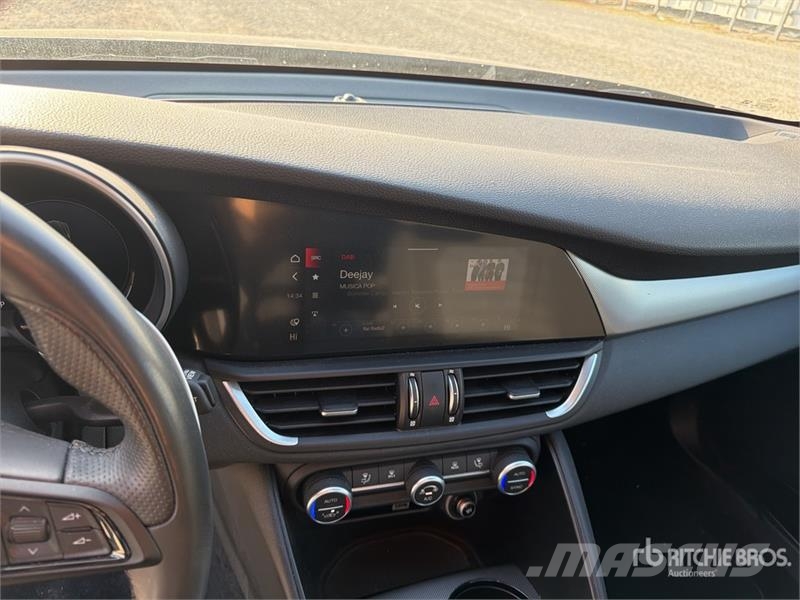 Alfa Romeo Giulia Automobile Otomobiller