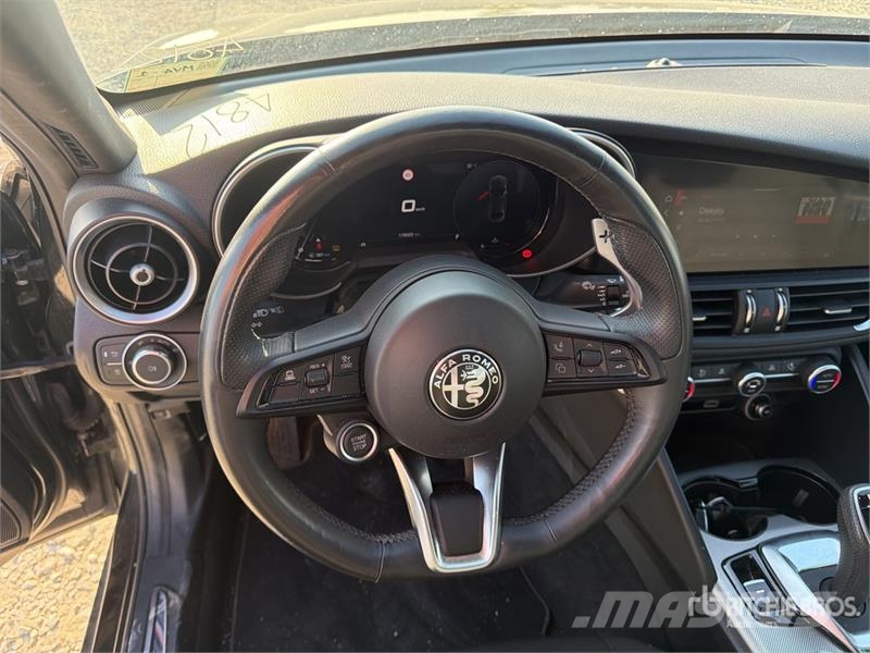 Alfa Romeo Giulia Automobile Otomobiller