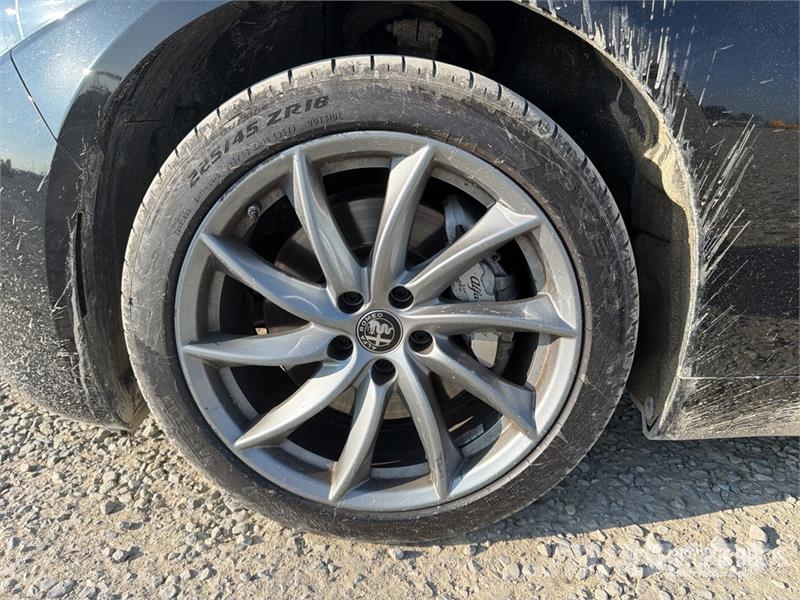 Alfa Romeo Giulia Automobile Otomobiller