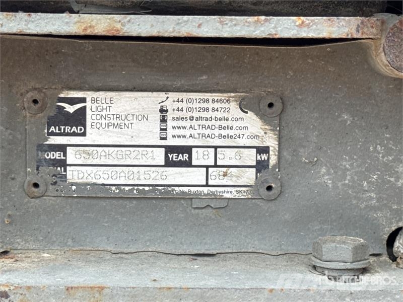 Altrad 650AKGR2R1 Compacteur A Guidage Manuel Walk Behind مداحل متنوعة