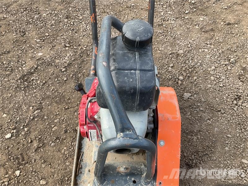 Altrad Belle LC3251 Vibratory Plate Compactor Plate compactors