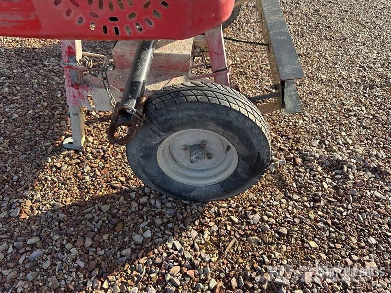 Altrad Betonniere 1 Essieu S/A Portable Concrete Mixer خلاطات خرسانة/ملاط