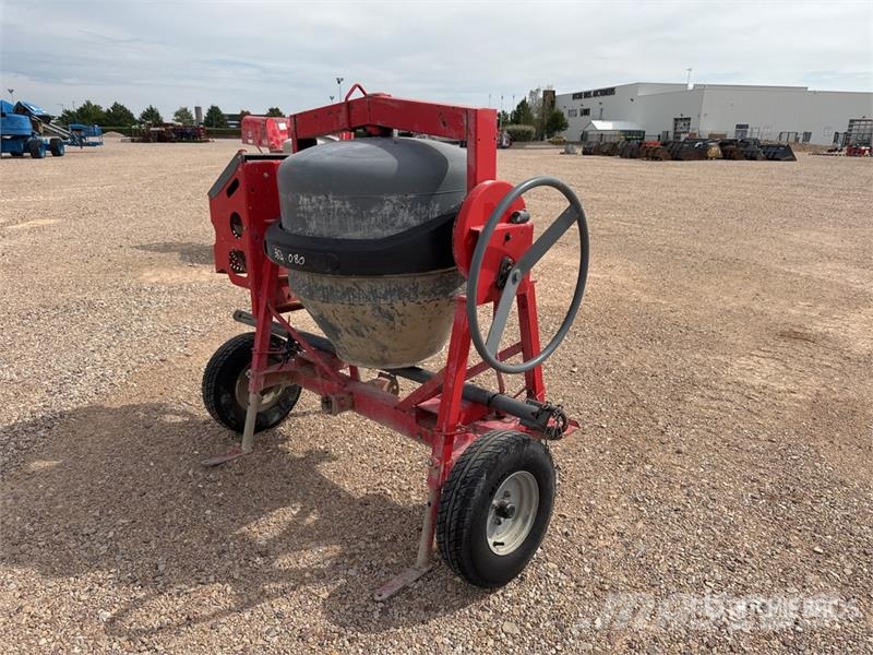 Altrad Betonniere 1 Essieu S/A Portable Concrete Mixer Po خلاطات خرسانة/ملاط