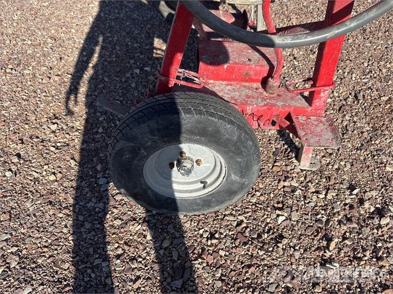 Altrad Betonniere Portable Concrete Mixer (Inoperable) Stavebné miešačky