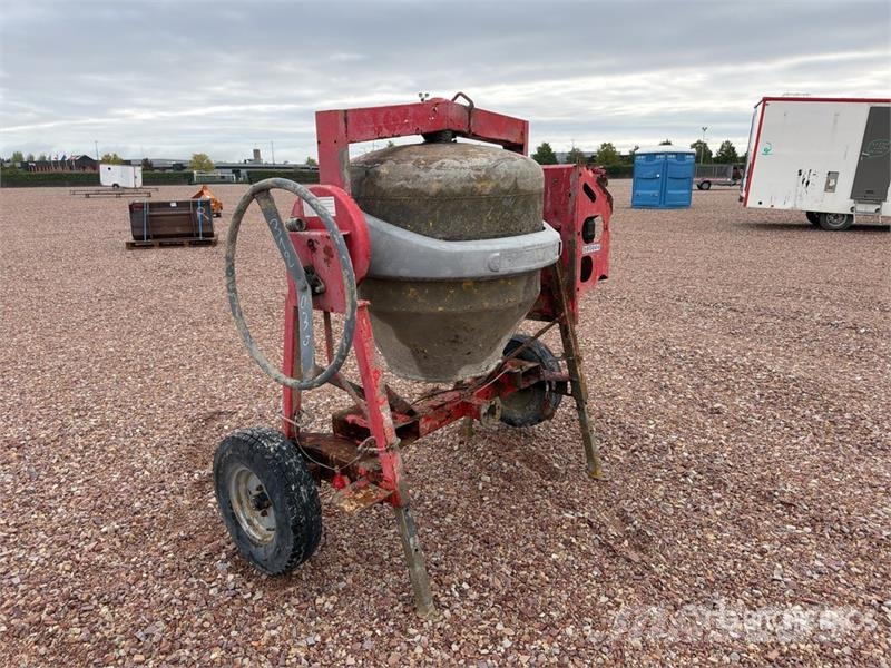 Altrad Betonniere Portable Concrete Mixer (Inoperable) Concrete/mortar mixers