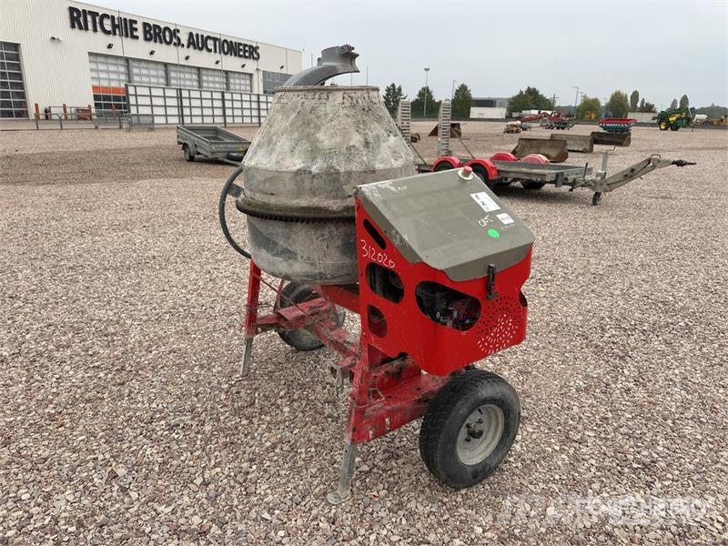 Altrad Betonniere Portable Concrete Mixer Mešalec betona / malte