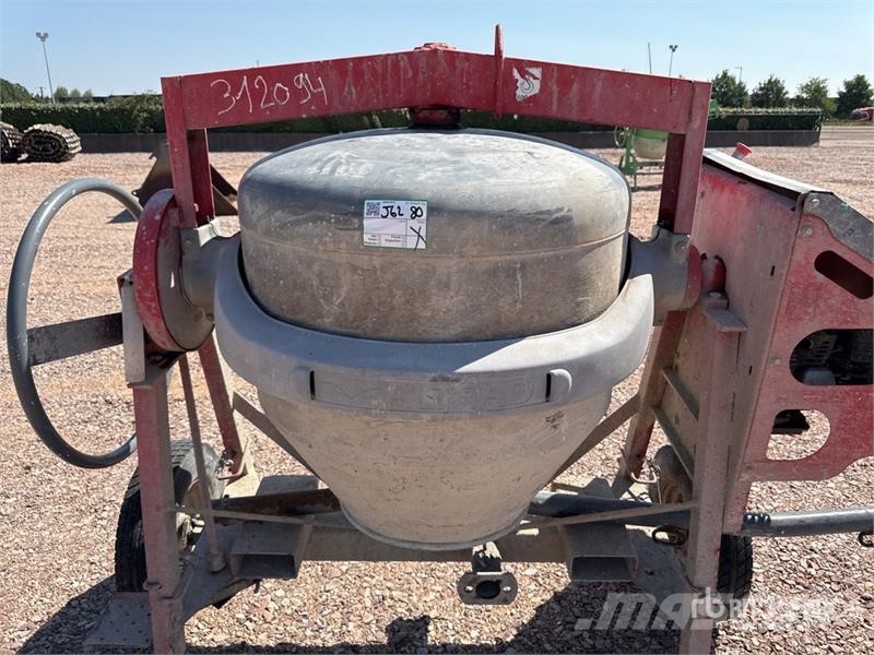 Altrad Betonniere Portable Concrete Mixer Mezcladoras de cemento y hormigón