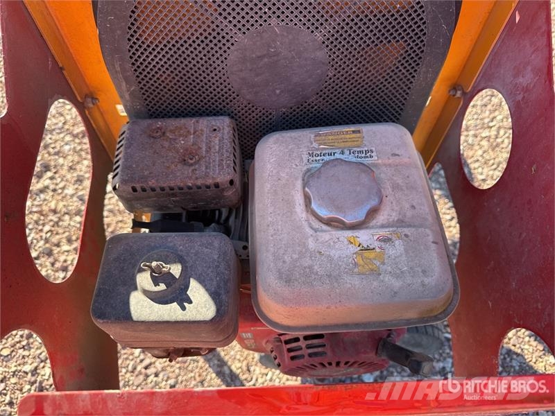 Altrad Betonniere Portable Concrete Mixer 콘크리트/몰타르 믹서