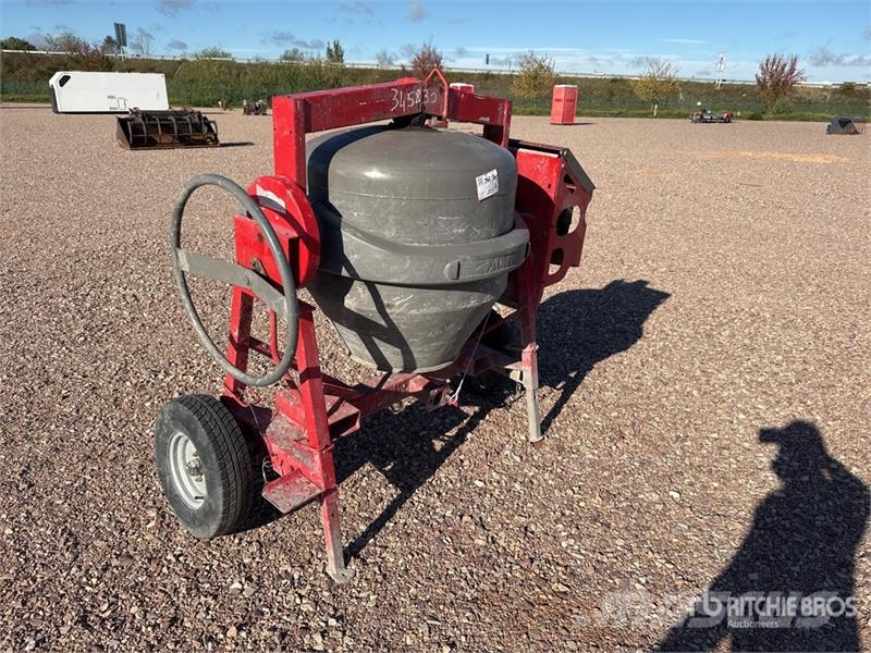 Altrad Betonniere Portable Concrete Mixer (Inoperable) Stavebné miešačky