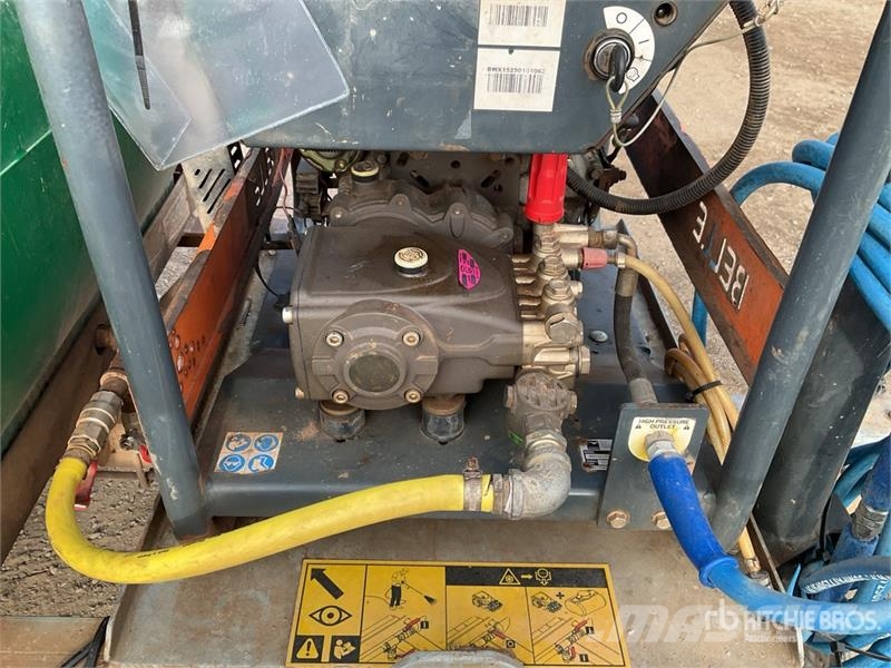 Altrad BWX15/250 Pressure Washer Мийні апарати низького тиску