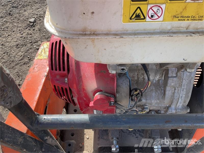 Altrad Osxa01 Walk-Behind Saw Serrarias