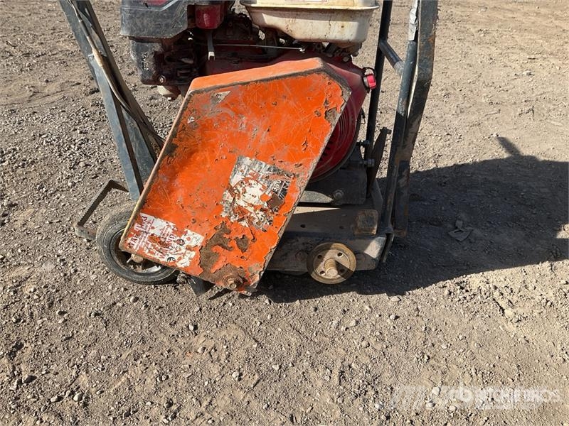 Altrad Osxa01 Walk-Behind Saw Serrarias