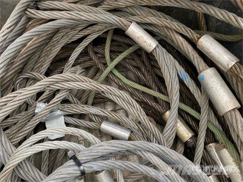  Aluminium Boxes with Steel Cables & Shackles معدات البناء - غير ذلك