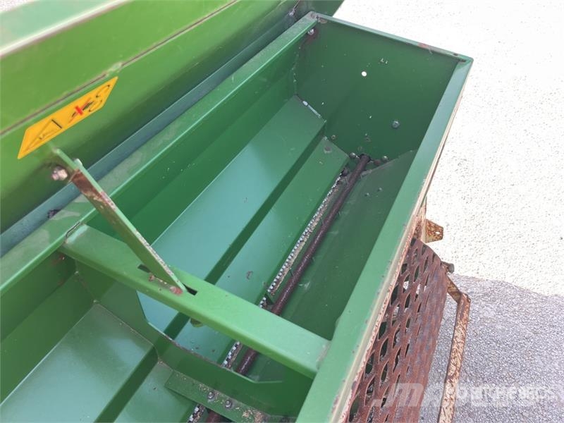 Amazone 1600 mm 3-Point Herse Rotative Avec Semoir Power H 파워 하로우 및 로토틸러(회전 경운기)