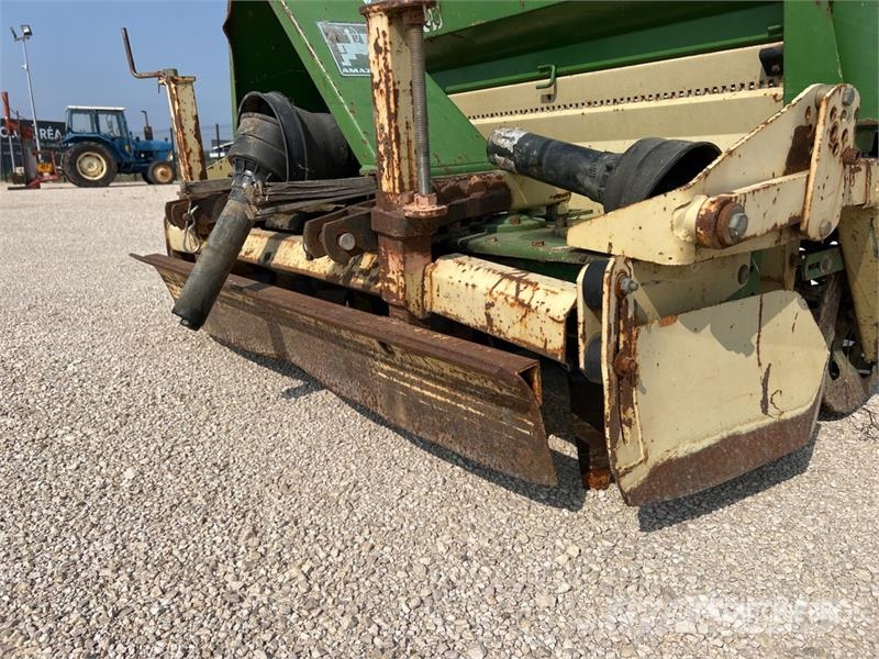 Amazone 1600 mm 3-Point Herse Rotative Avec Semoir Power H 파워 하로우 및 로토틸러(회전 경운기)